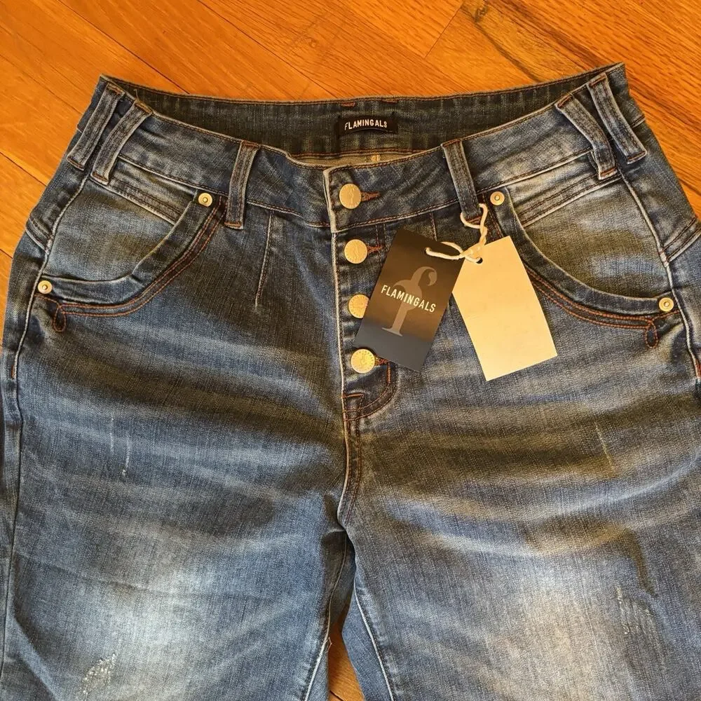 NWT Flamingals Women's Straight Leg Jeans Mid Rise Button Fly Stretchy M